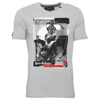 Torn T-Shirt Grau